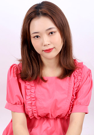 Gorgeous profiles pictures: Youfang from Beijing, Asian profile for romantic companionship