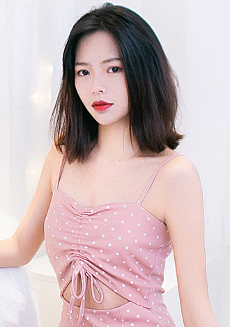 Gorgeous member profiles: China Member Zhi Min from Guiyang