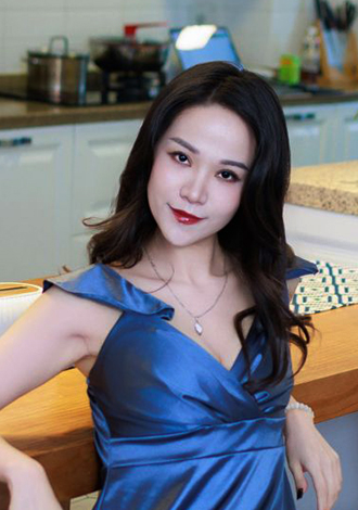 Most gorgeous profiles: beautiful Asian dating partner Bingnuo from Shanghai
