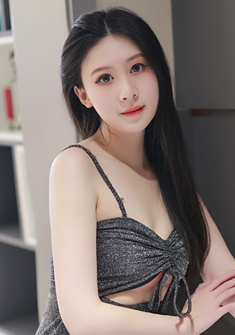 Most gorgeous profiles: Yutong from Chengdu, Asian beach member